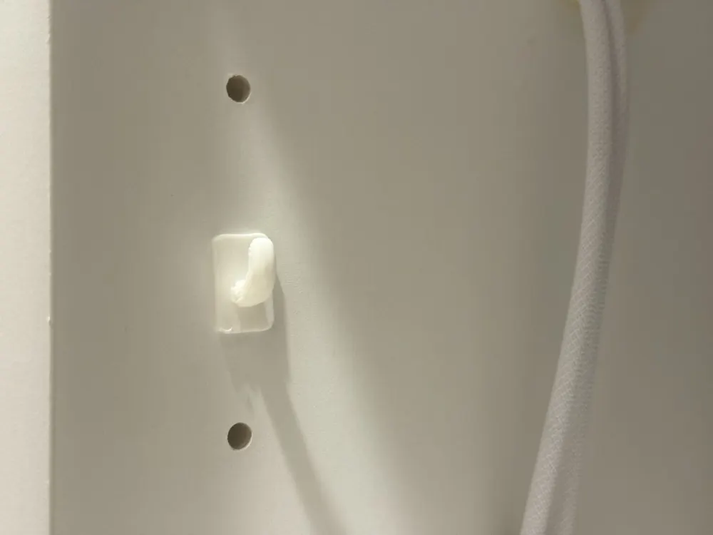 Closet hole hooks