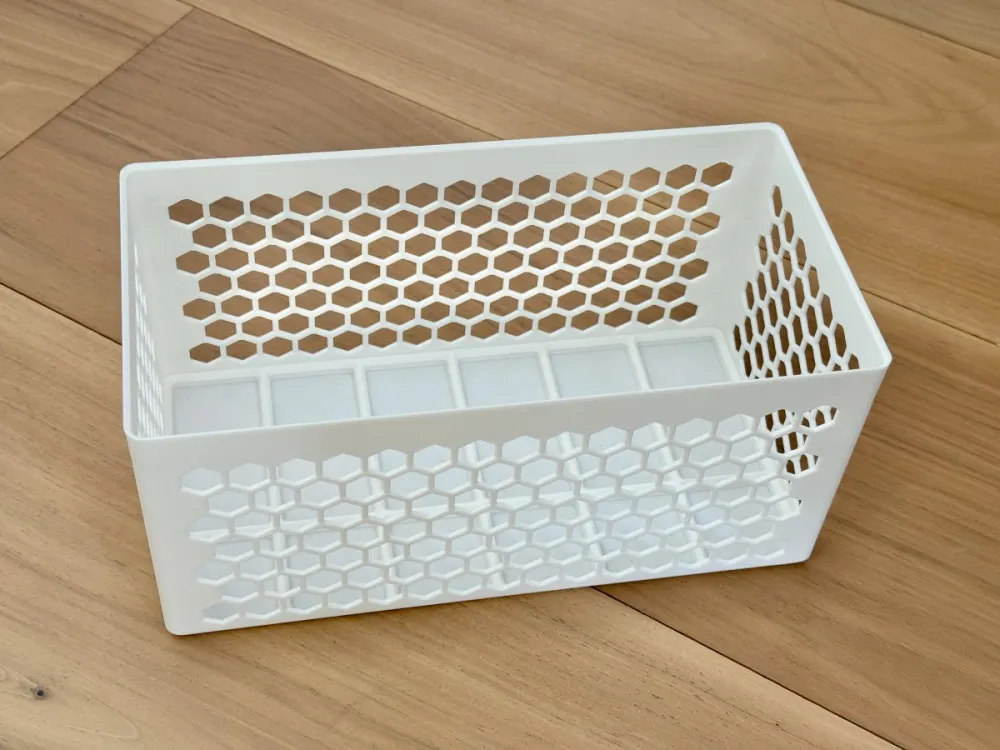 Parametric Stackable Gridfinity Storage Basket